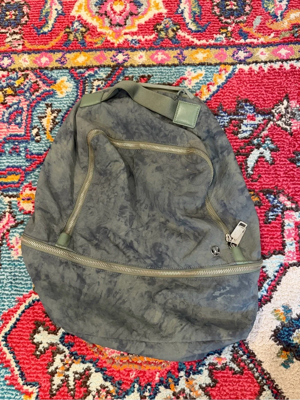 Women’s lululemon olive green backpack